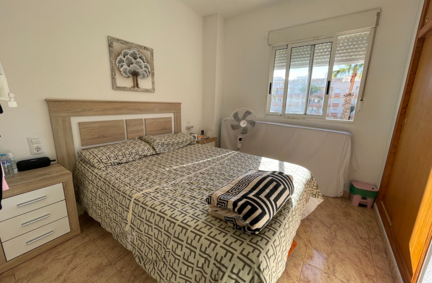Resale - Apartment - Torrevieja - Torrevieja - Centre