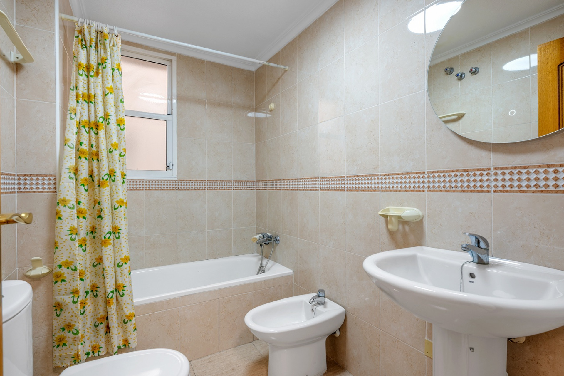 Resale - Apartment - Torrevieja - Torrevieja - Centre