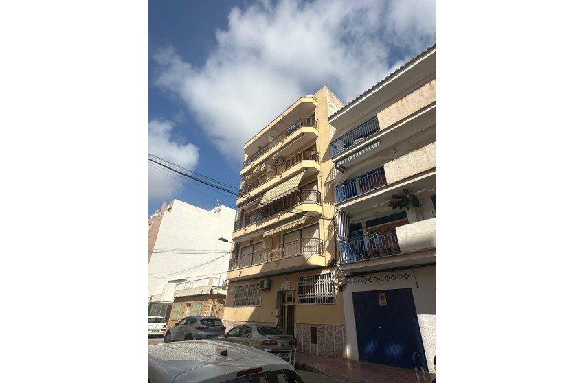 Resale - Apartment - Torrevieja - torrevieja