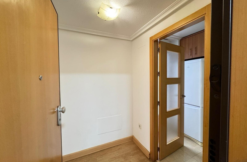 Resale - Apartment - Torrevieja - torrevieja