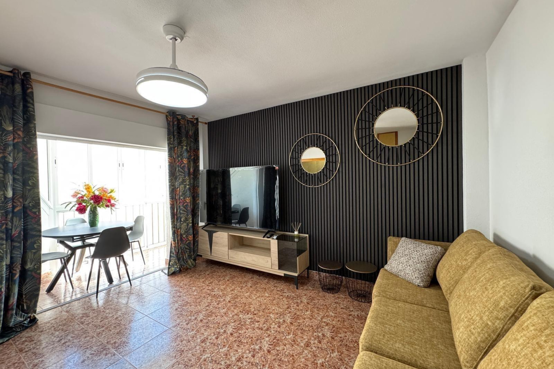 Resale - Apartment - Torrevieja - torrevieja