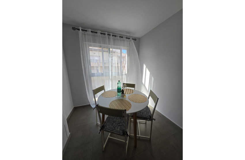 Resale - Apartment - Torrevieja - torrevieja