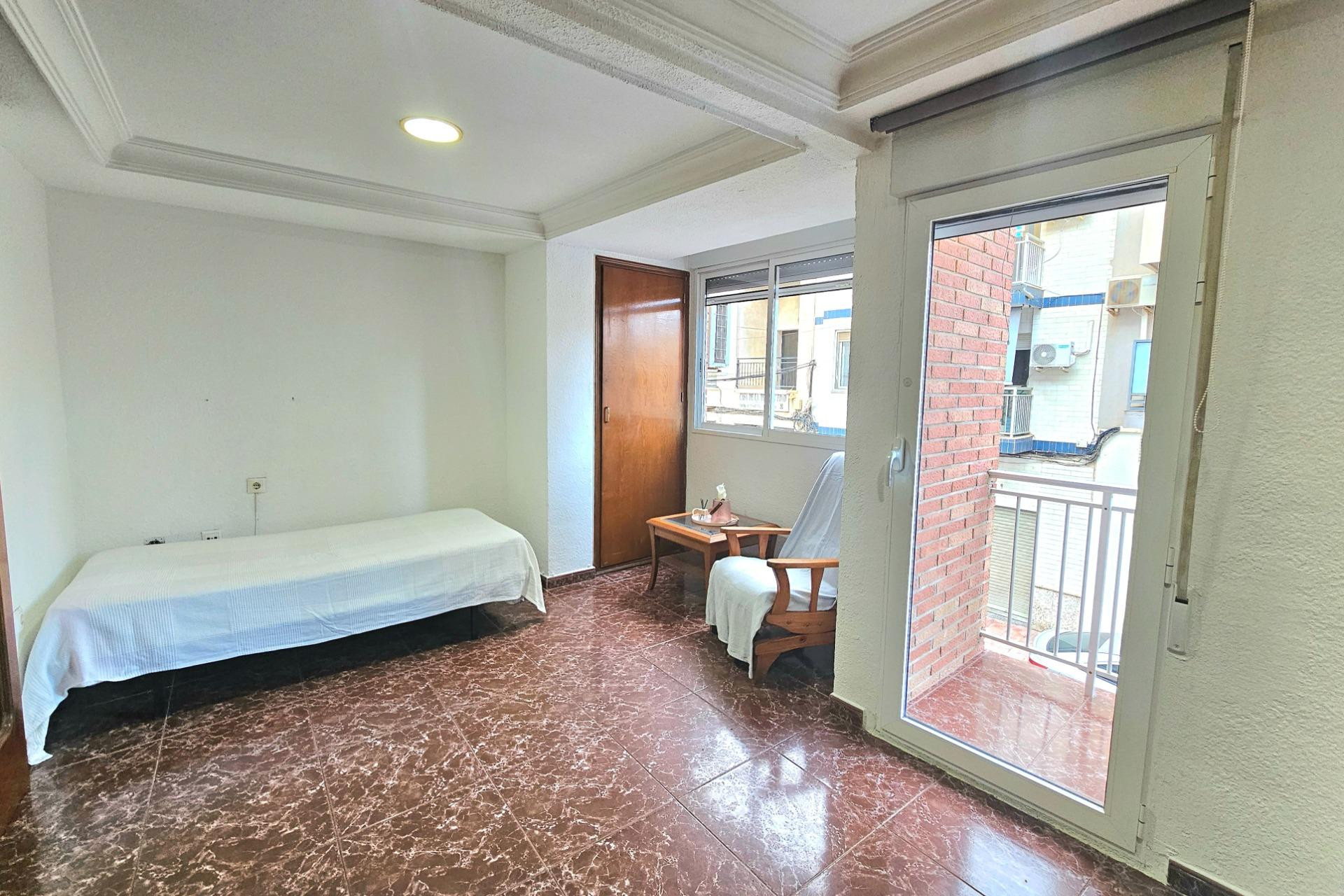 Resale - Apartment - Torrevieja - torrevieja