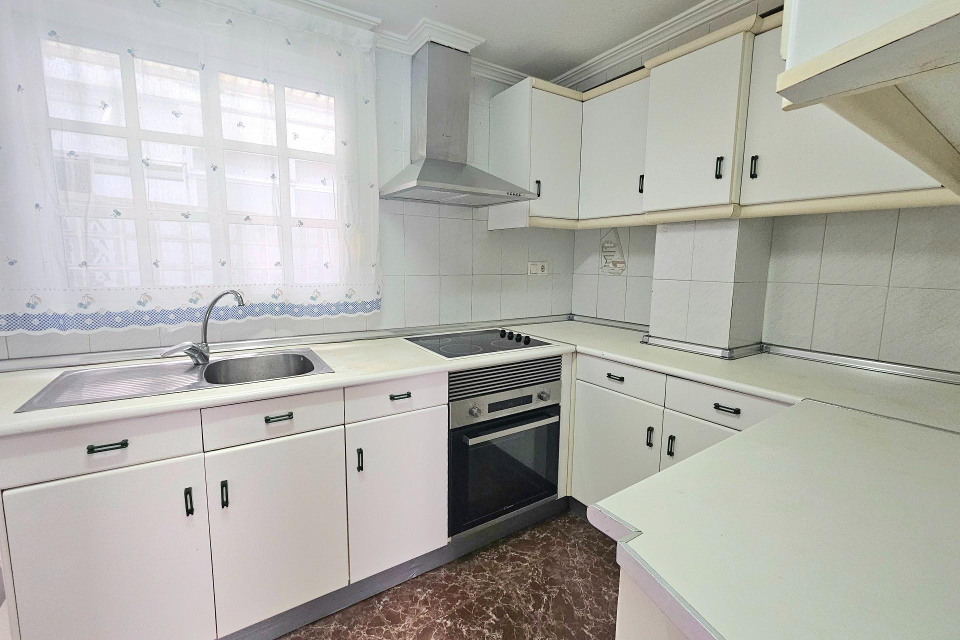 Resale - Apartment - Torrevieja - torrevieja