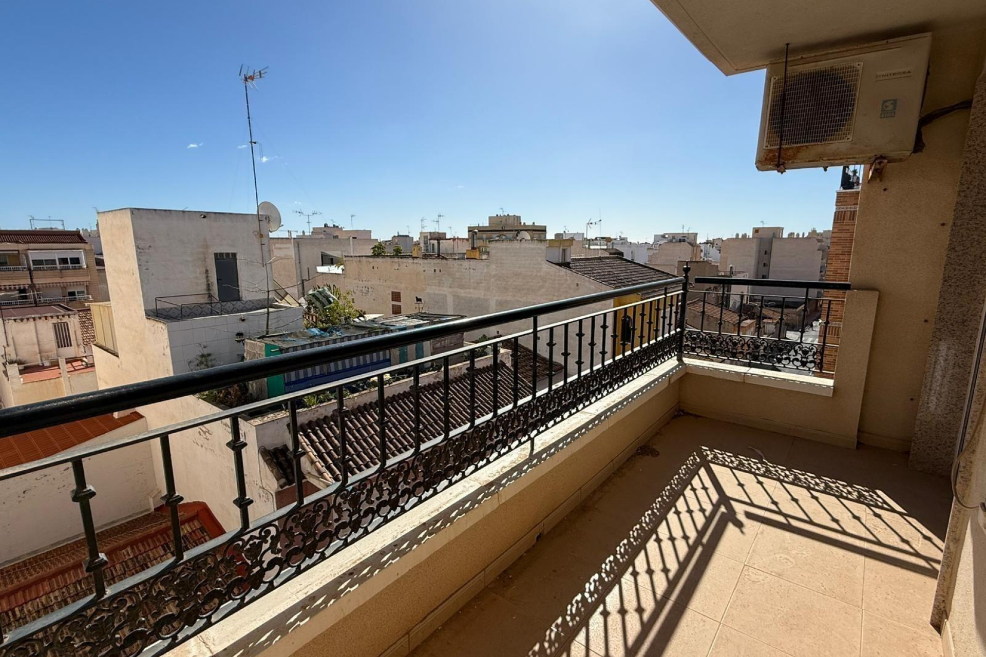 Resale - Apartment - Torrevieja - torrevieja