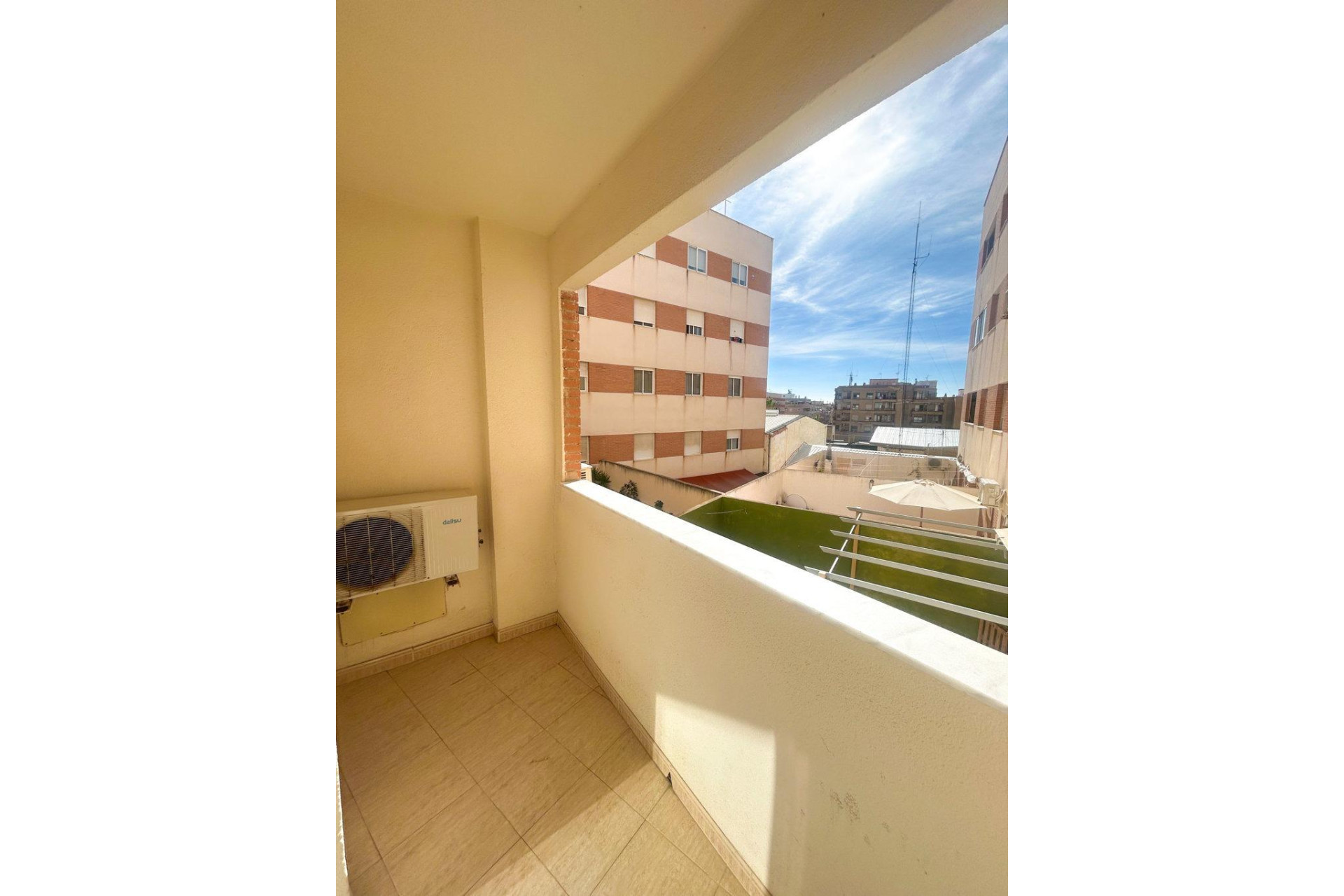 Resale - Apartment - Torrevieja - torrevieja