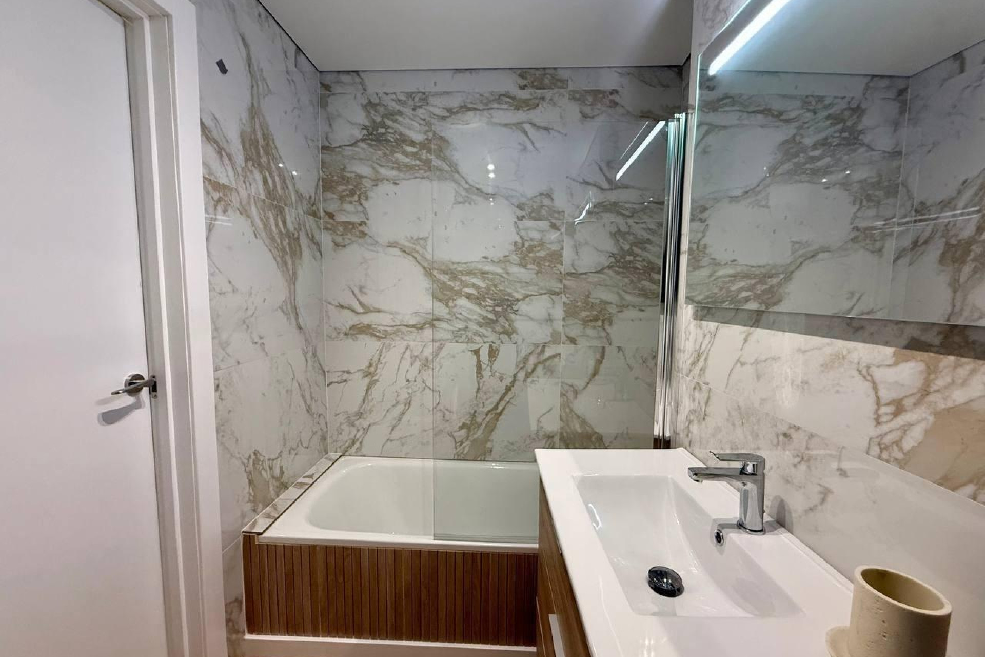 Resale - Apartment - Torrevieja - torrevieja