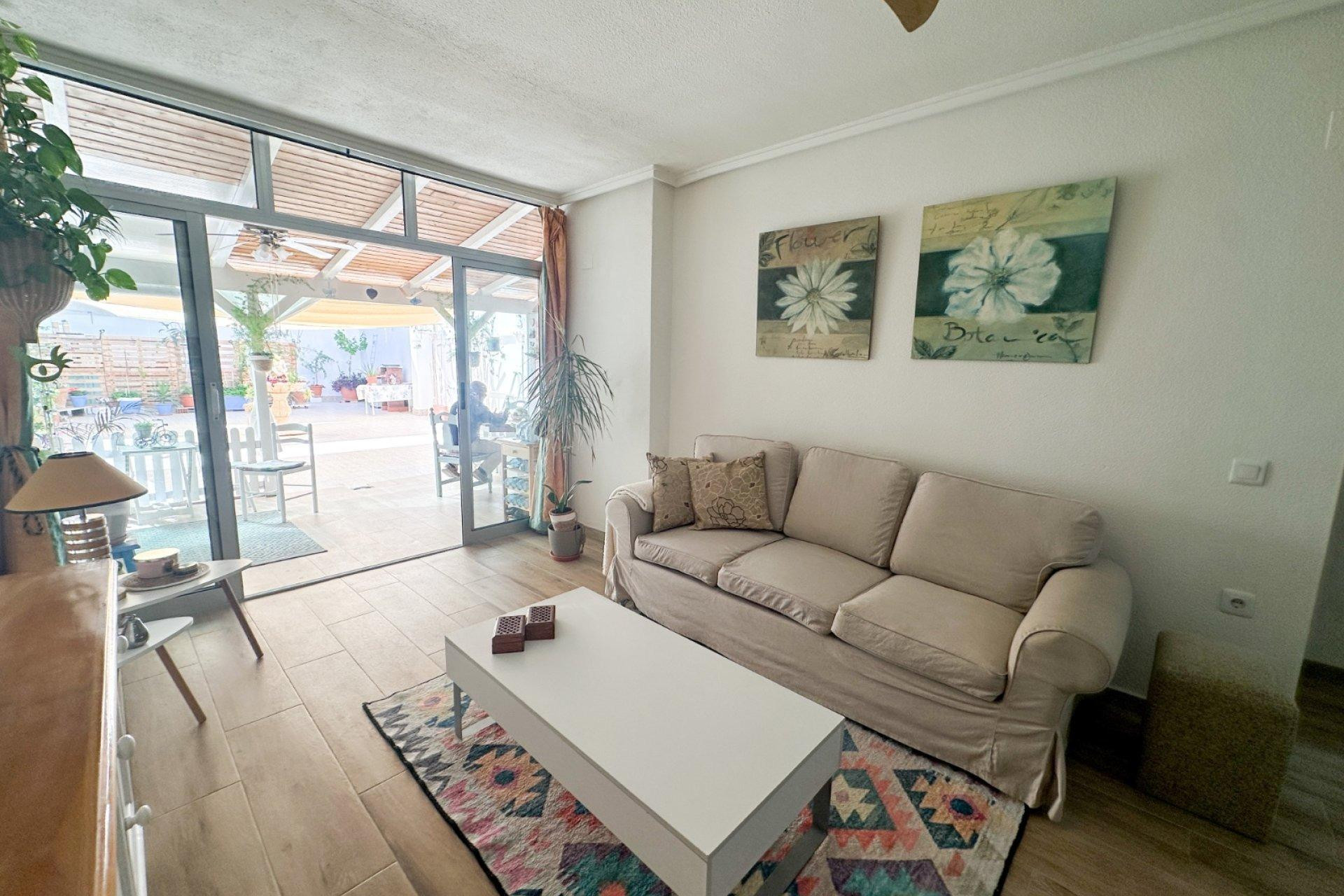 Resale - Apartment - Torrevieja - torrevieja