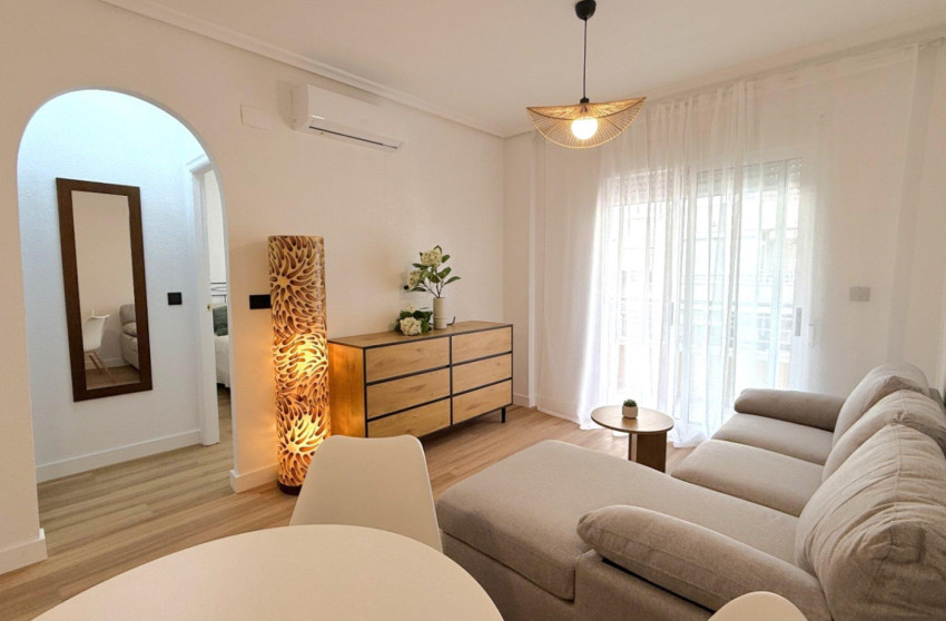 Resale - Apartment - Torrevieja - torrevieja