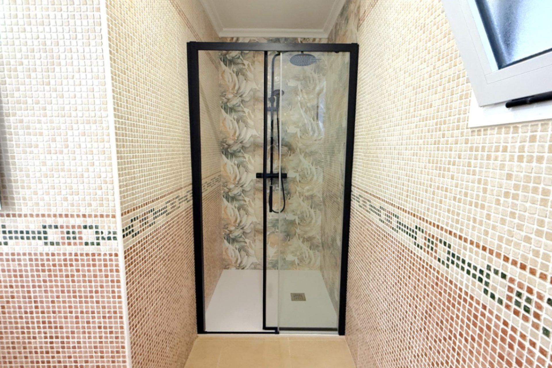 Resale - Apartment - Torrevieja - torrevieja