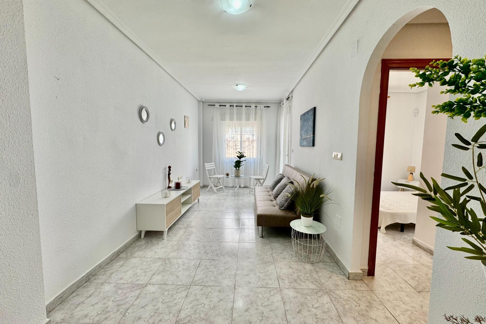 Resale - Apartment - Torrevieja - torrevieja