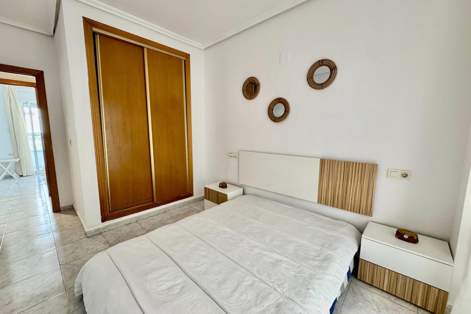 Resale - Apartment - Torrevieja - torrevieja