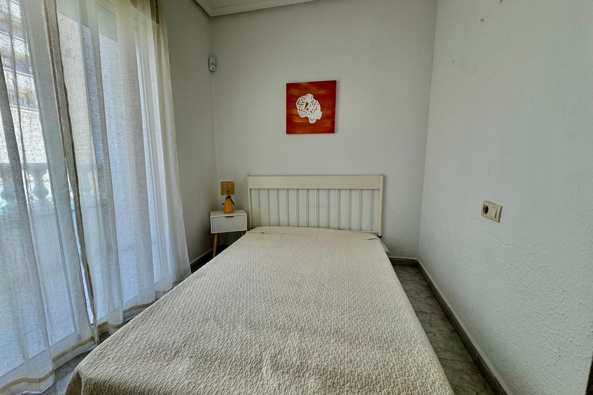 Resale - Apartment - Torrevieja - torrevieja