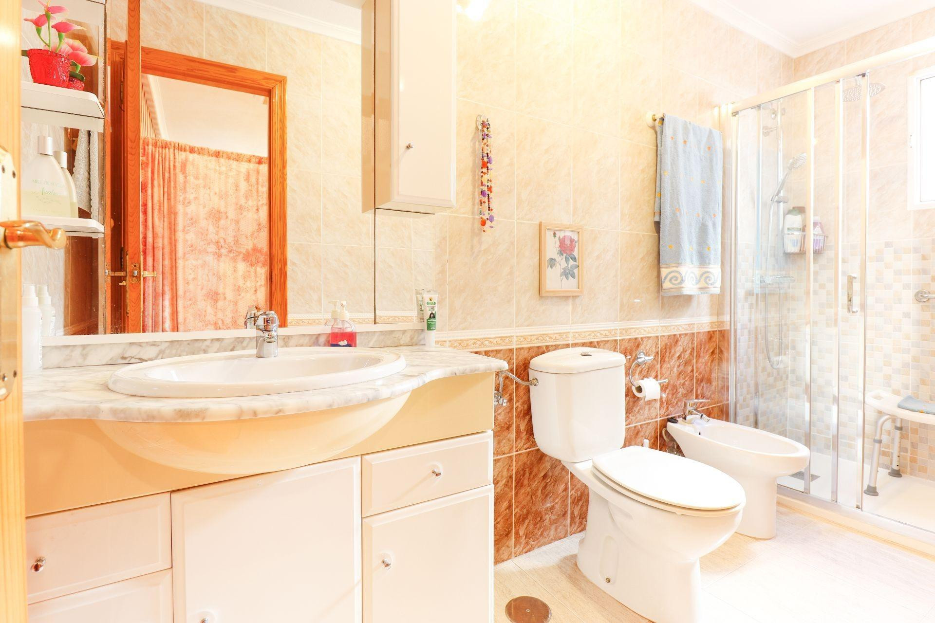 Resale - Apartment - Torrevieja - torrevieja