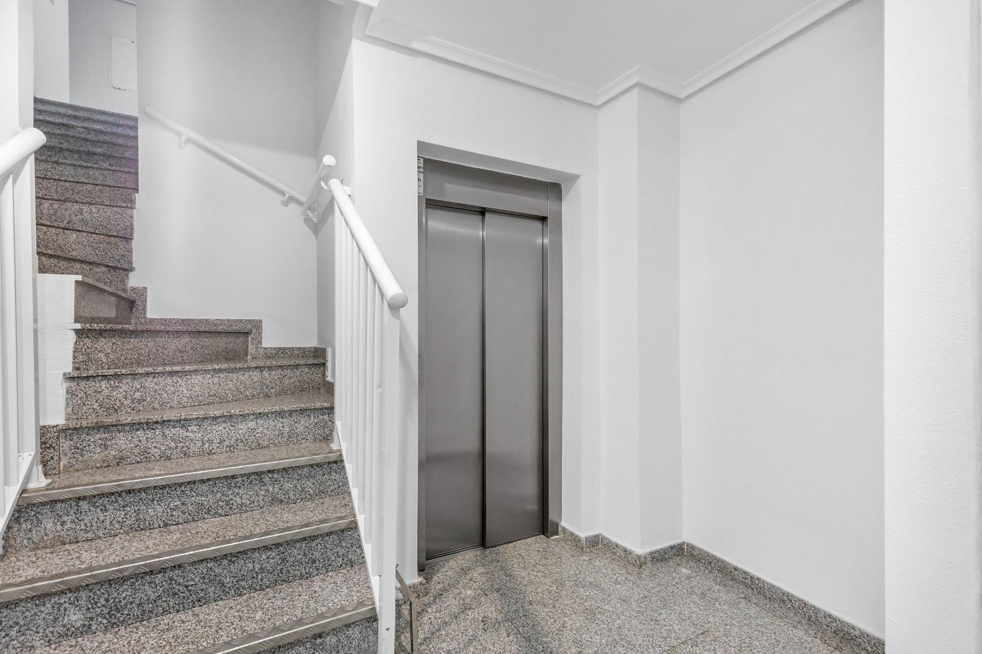 Resale - Apartment - Torrevieja - torrevieja