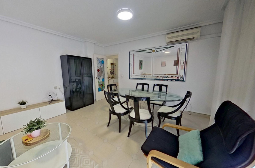 Resale - Apartment - Torrevieja - torrevieja