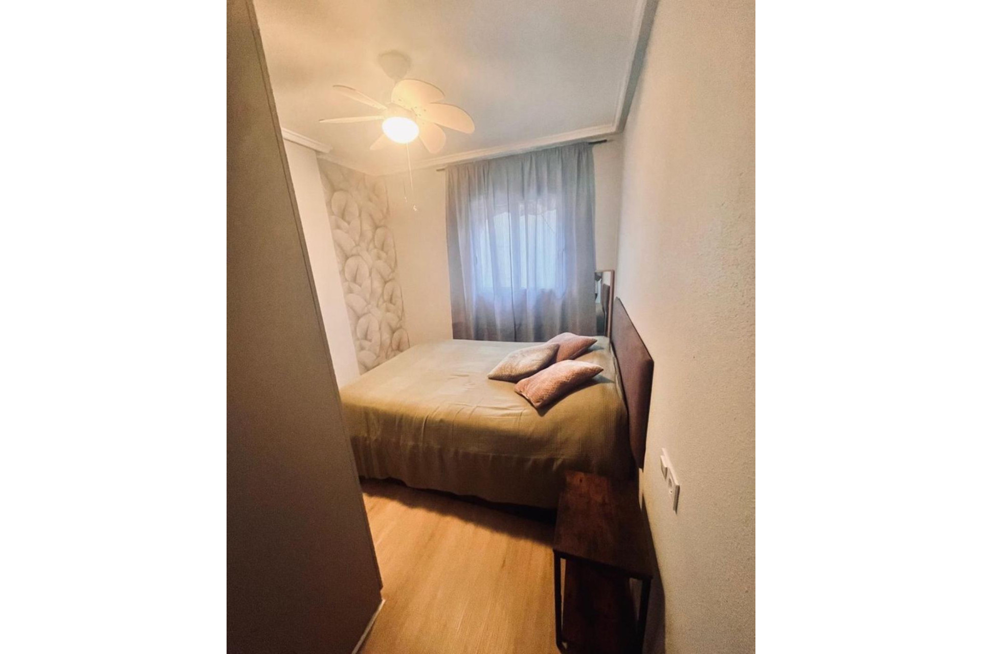 Resale - Apartment - Torrevieja - torrevieja