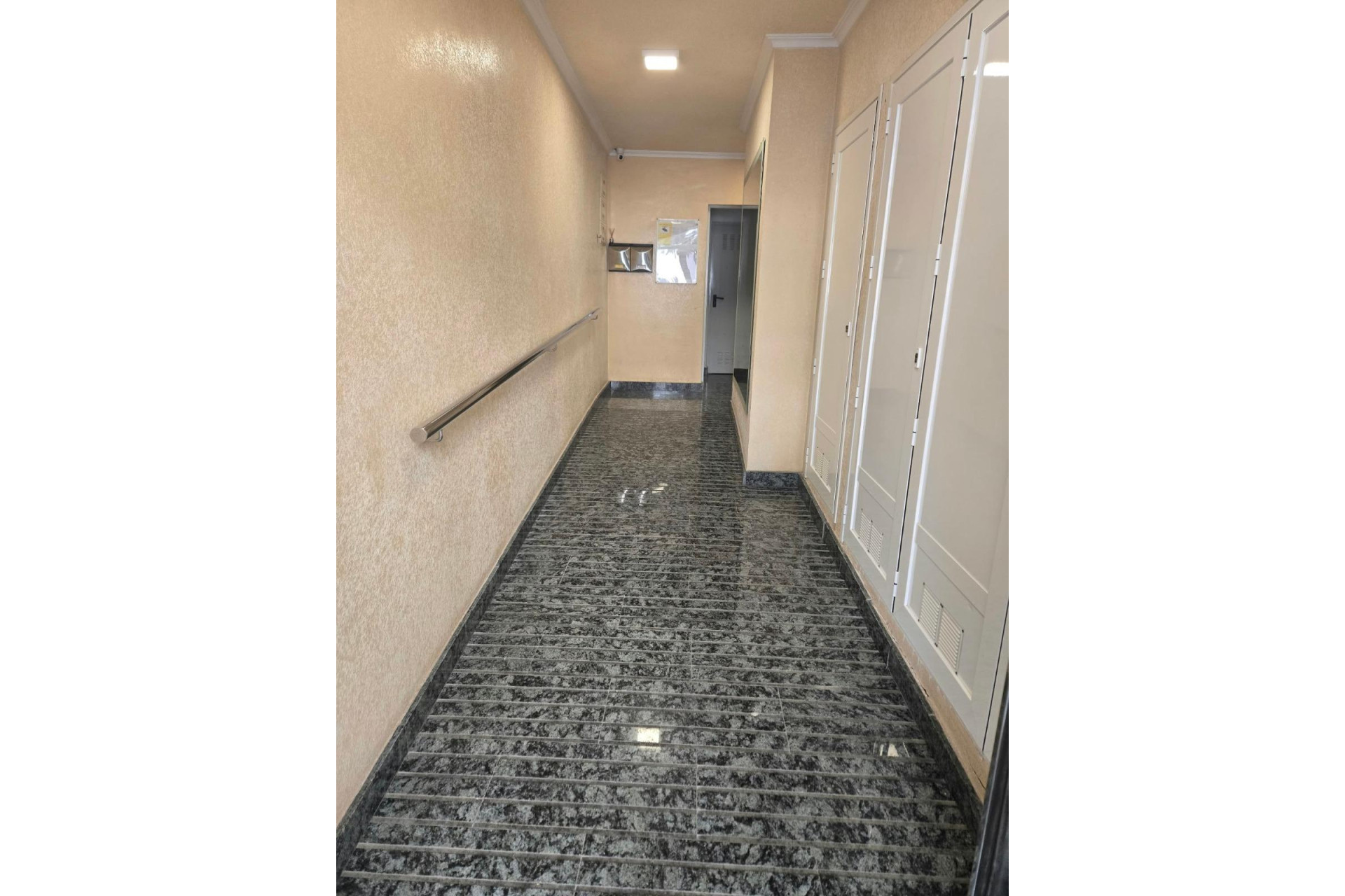 Resale - Apartment - Torrevieja - torrevieja