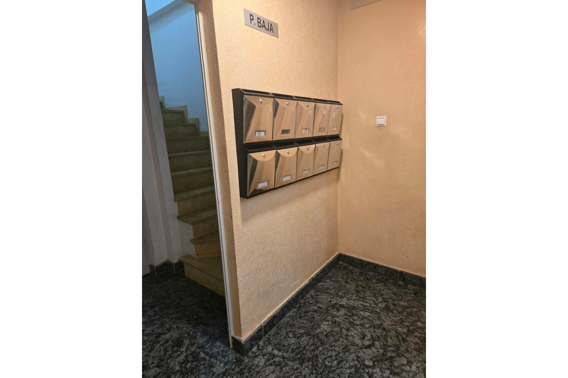 Resale - Apartment - Torrevieja - torrevieja
