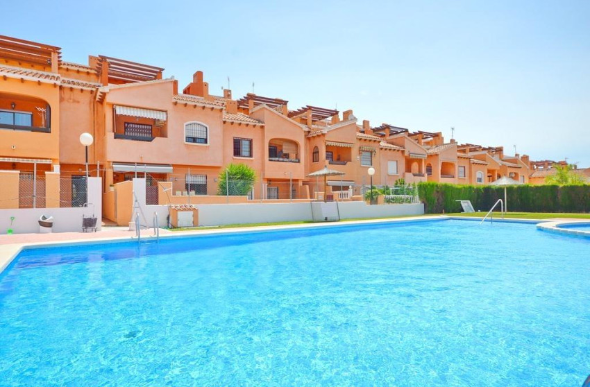 Resale - Apartment - Torrevieja - Zona los Frutales