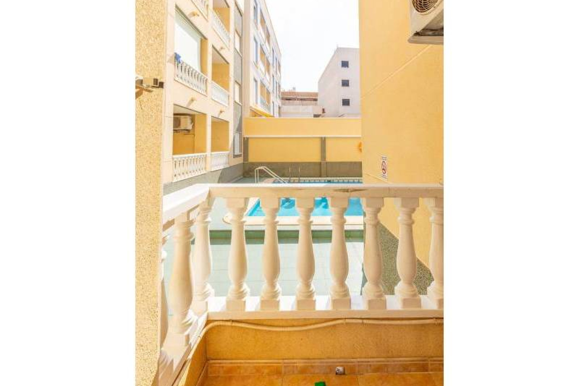 Resale - Apartment - Torrevieja