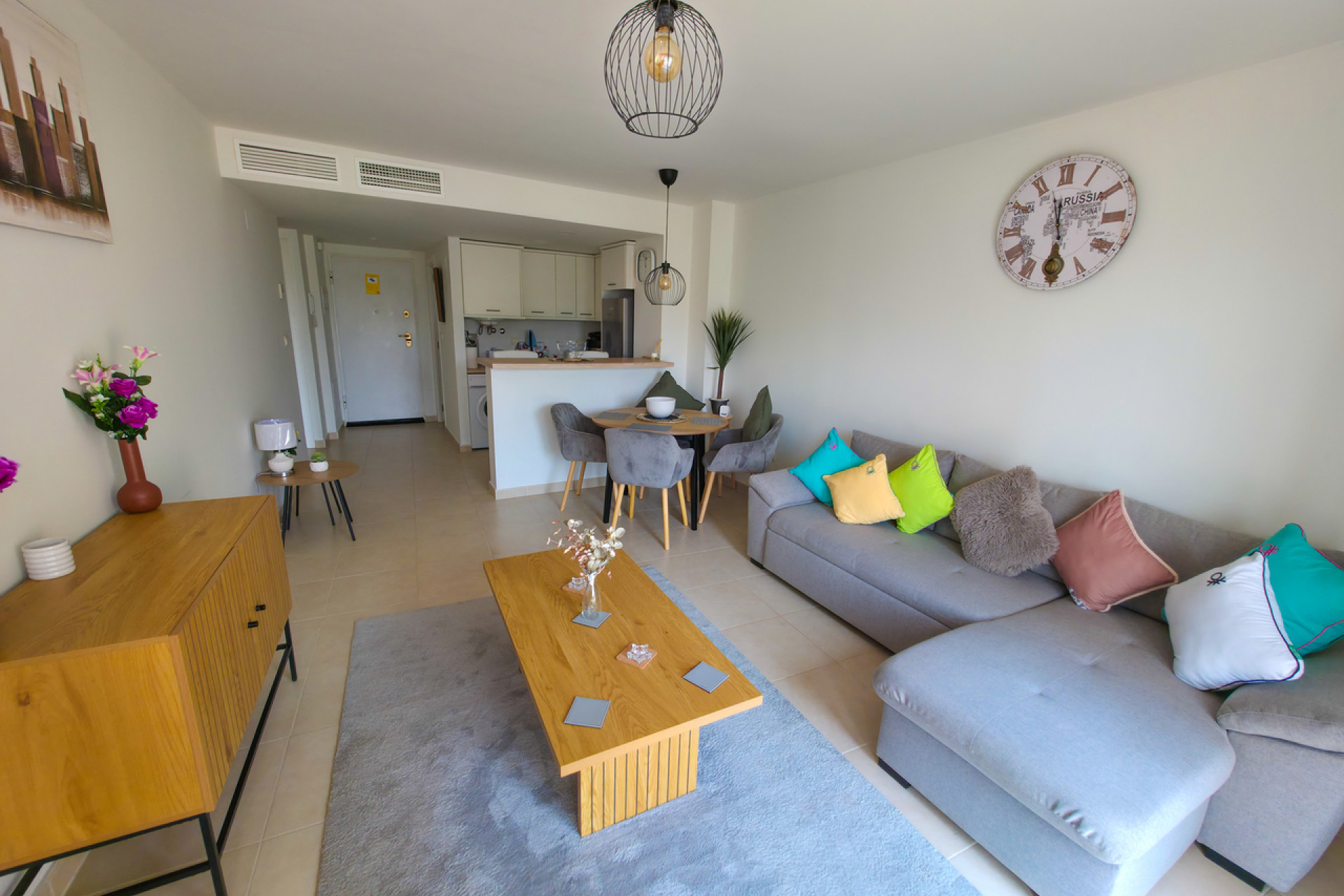 Resale - Apartment - Villamartín