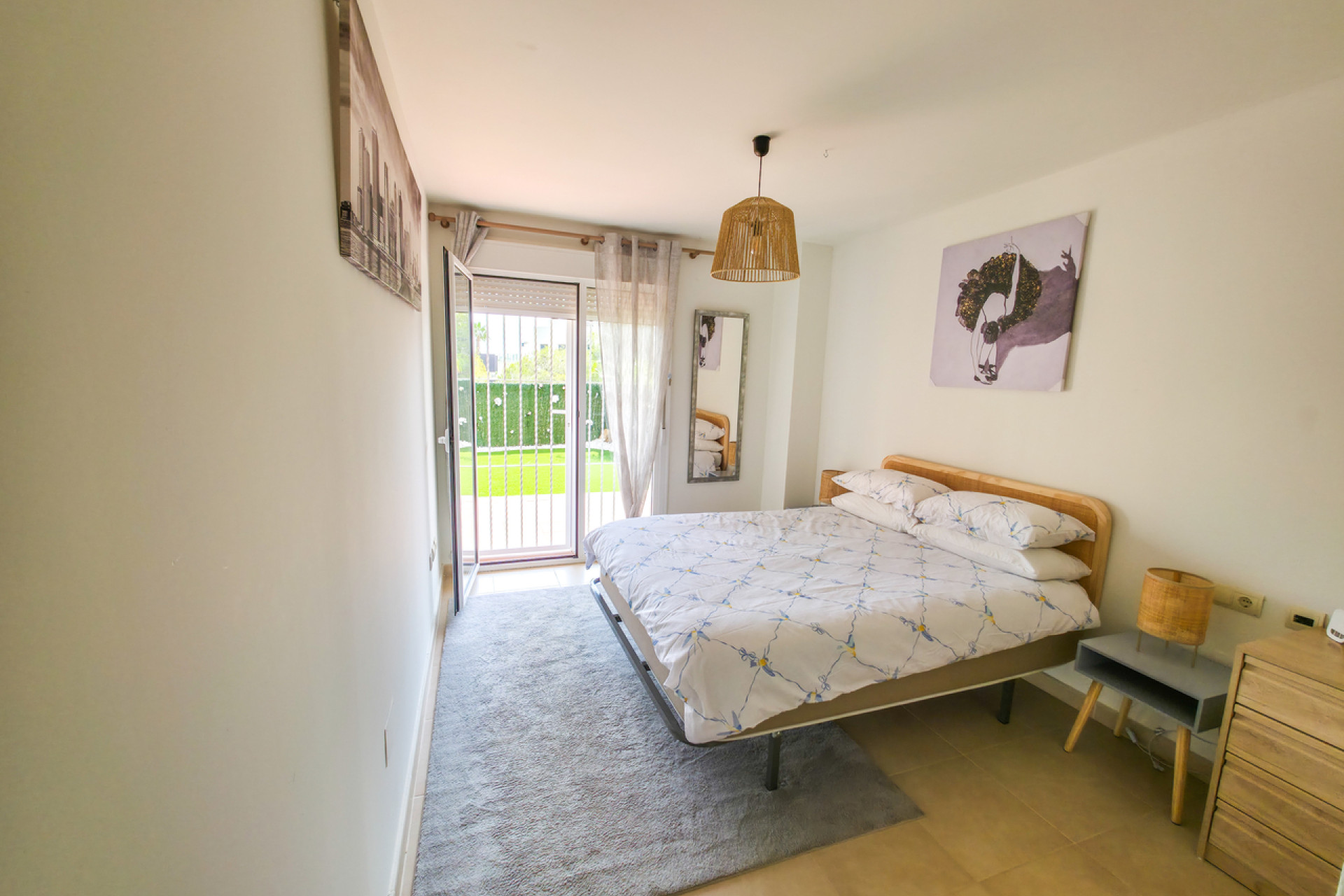 Resale - Apartment - Villamartín