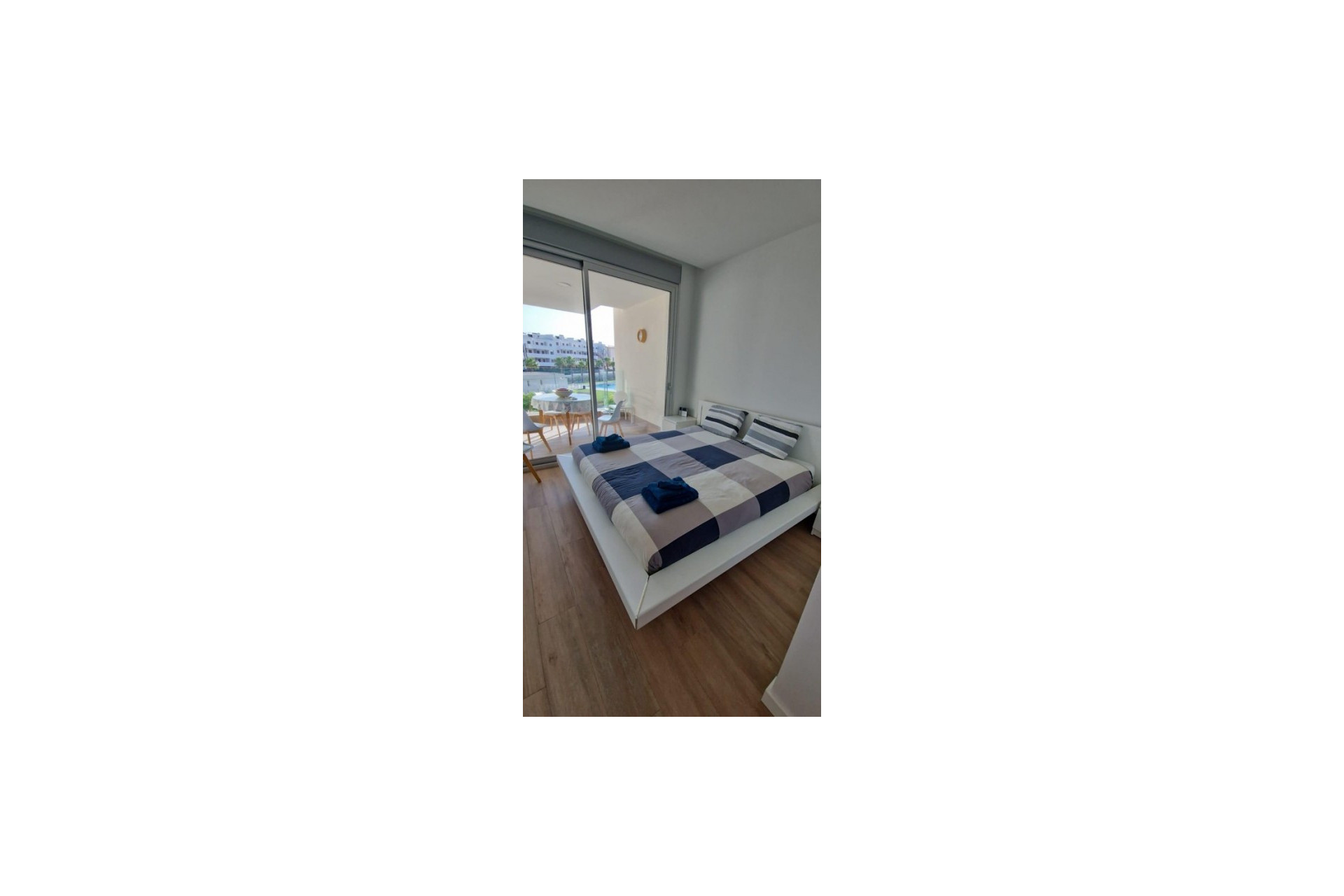 Resale - Apartment - Villamartin