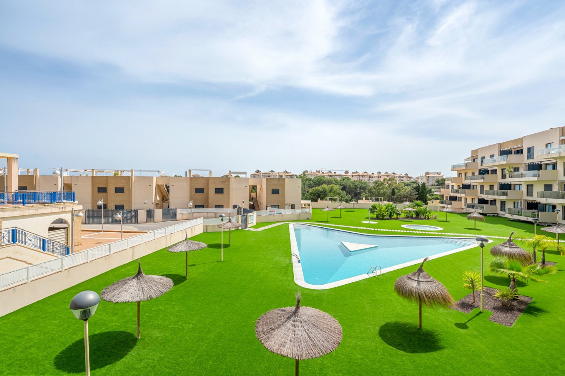 Resale - Apartments - Orihuela Costa - La Zenia