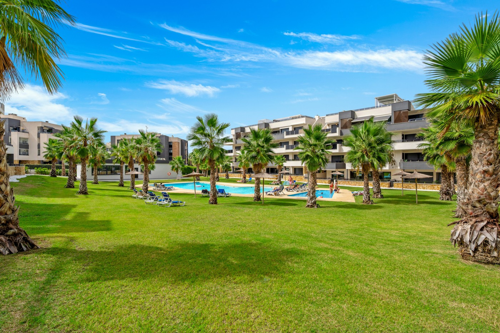 Resale - Apartments - Orihuela Costa - Los Altos