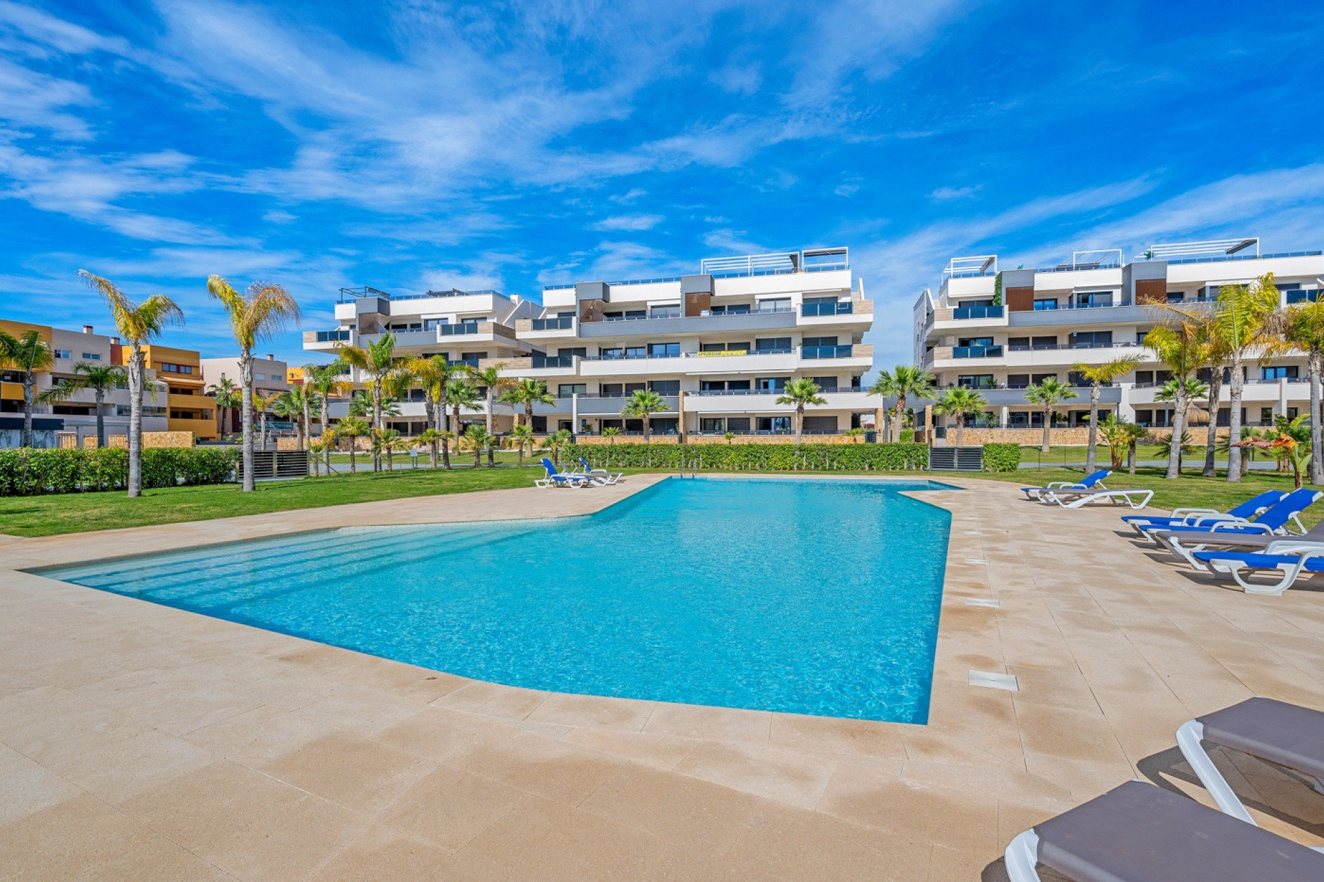 Resale - Apartments - Orihuela Costa - Playa Flamenca