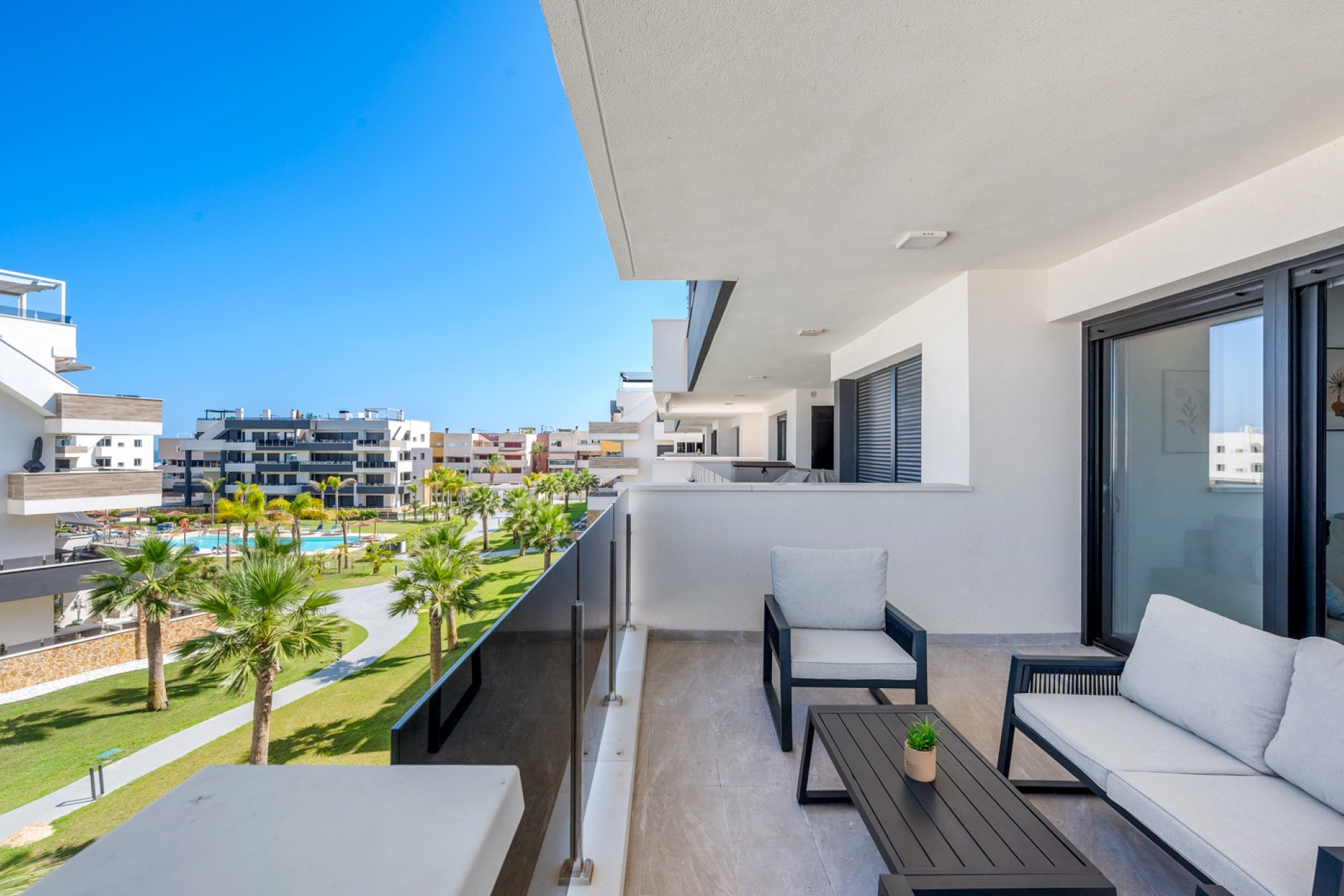 Resale - Apartments - Orihuela Costa - Playa Flamenca