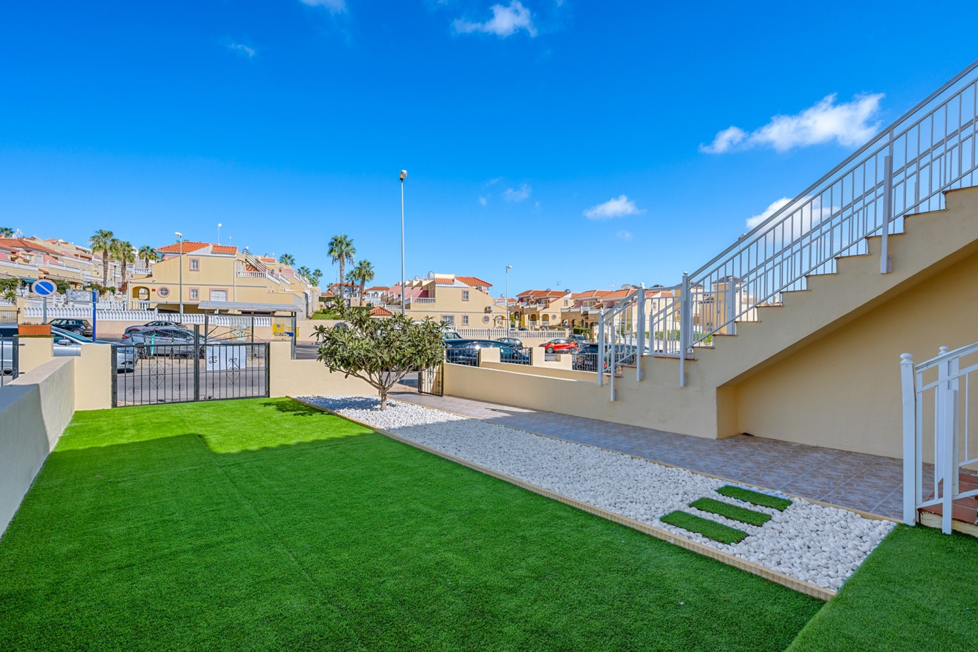 Resale - Apartments - San Miguel de Salinas - Orihuela Costa