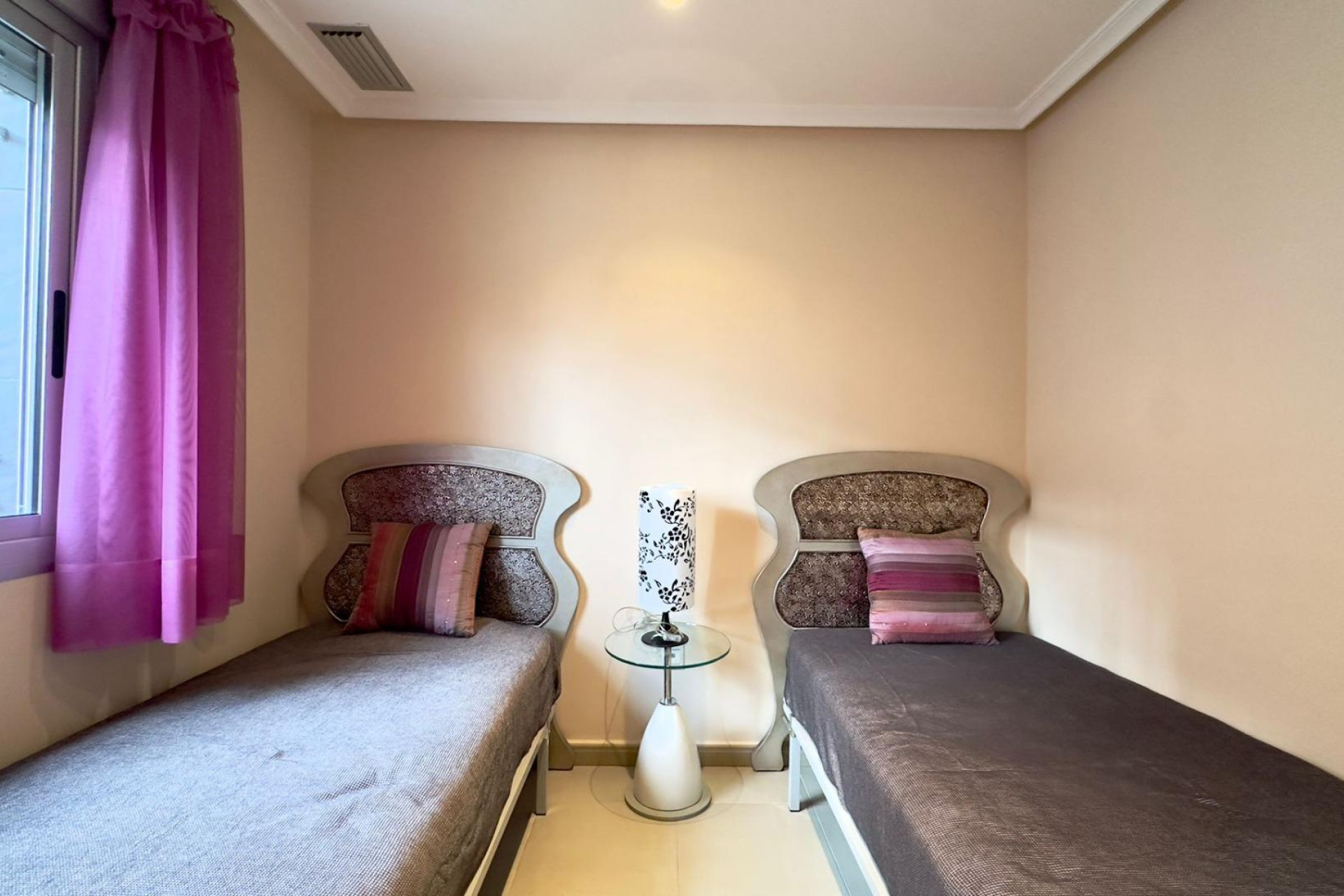 Resale - Building - Torrevieja - Playa del cura