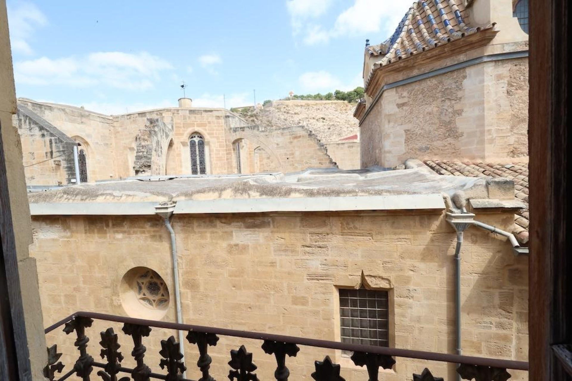 Resale - Building unique - Orihuela - Zona Centro
