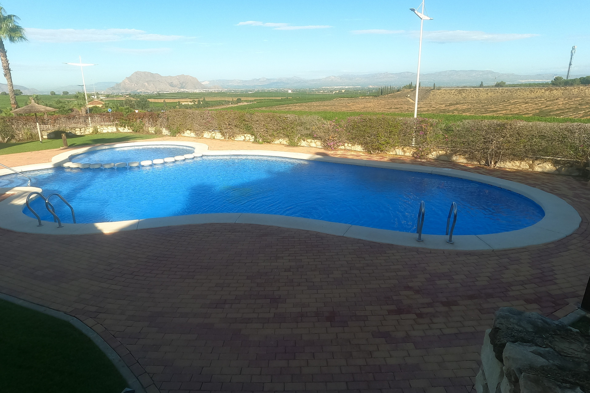 Resale - Bungalow - Groundfloor - Algorfa - La Finca Golf
