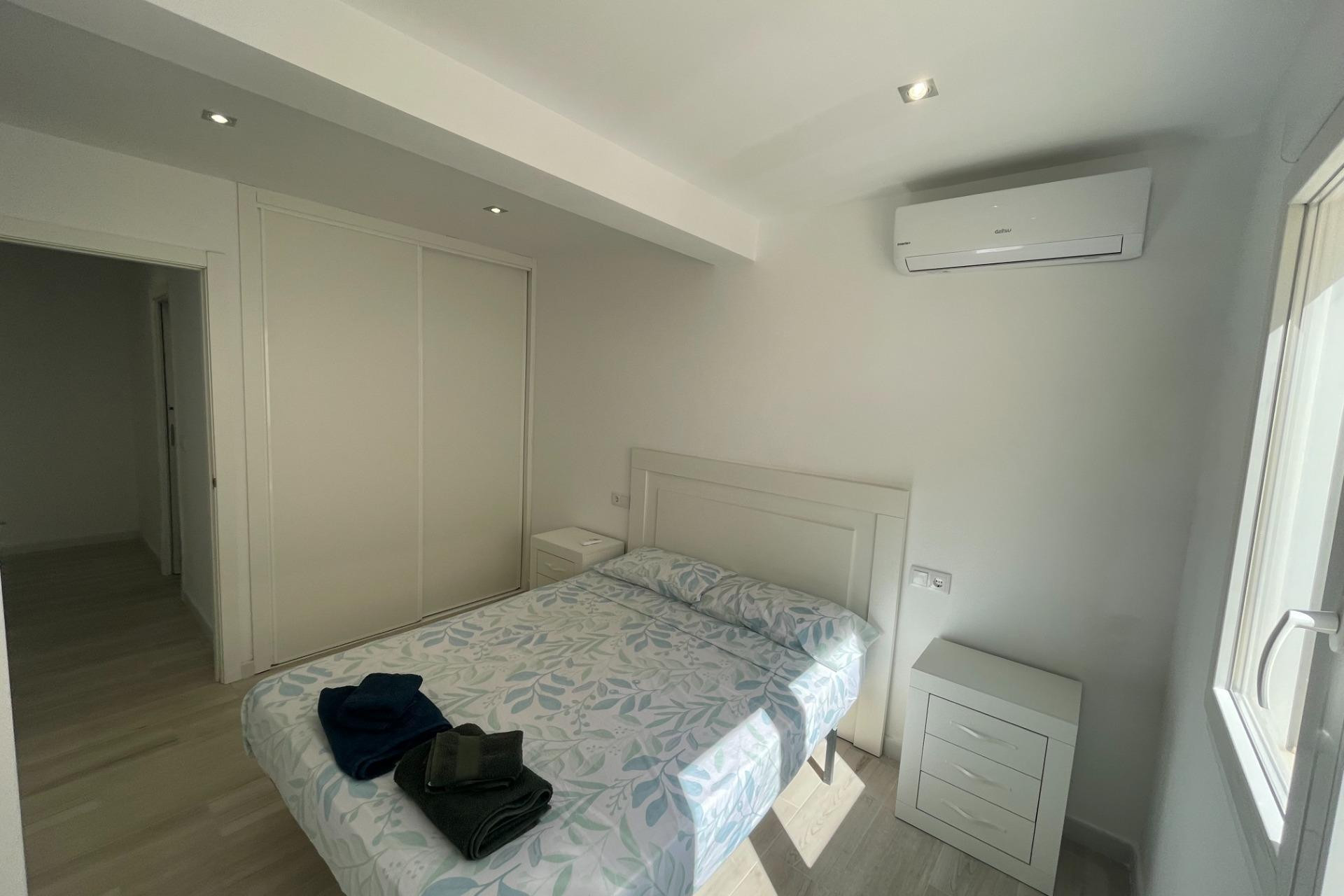 Resale - Bungalow - Groundfloor - Cabo Roig