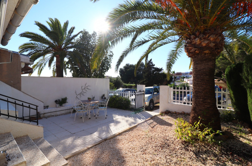 Resale - Bungalow - Groundfloor - Ciudad Quesada - Altos de Quesada