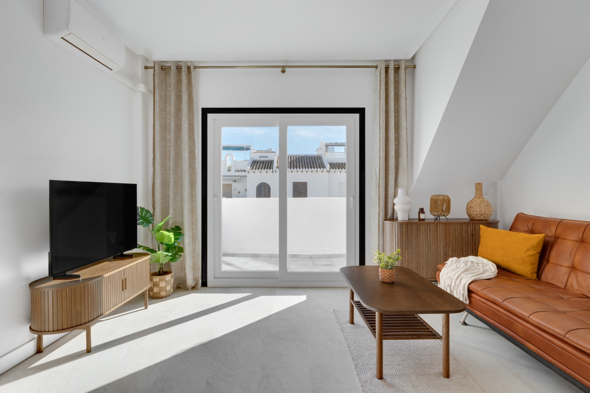 Resale - Bungalow - Groundfloor - Ciudad Quesada - Altos de Quesada