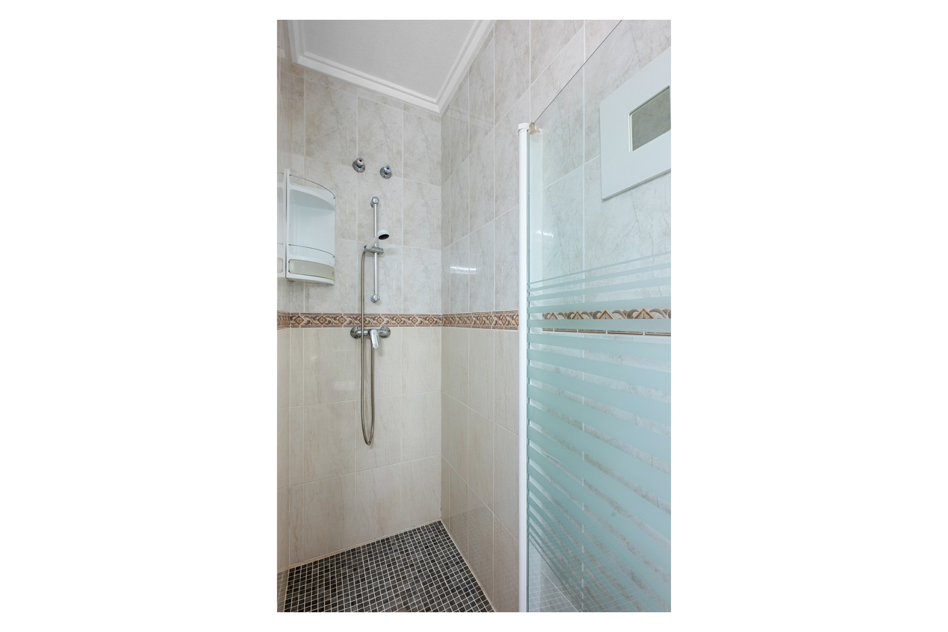 Resale - Bungalow - Groundfloor - Ciudad Quesada - Doña Pepa