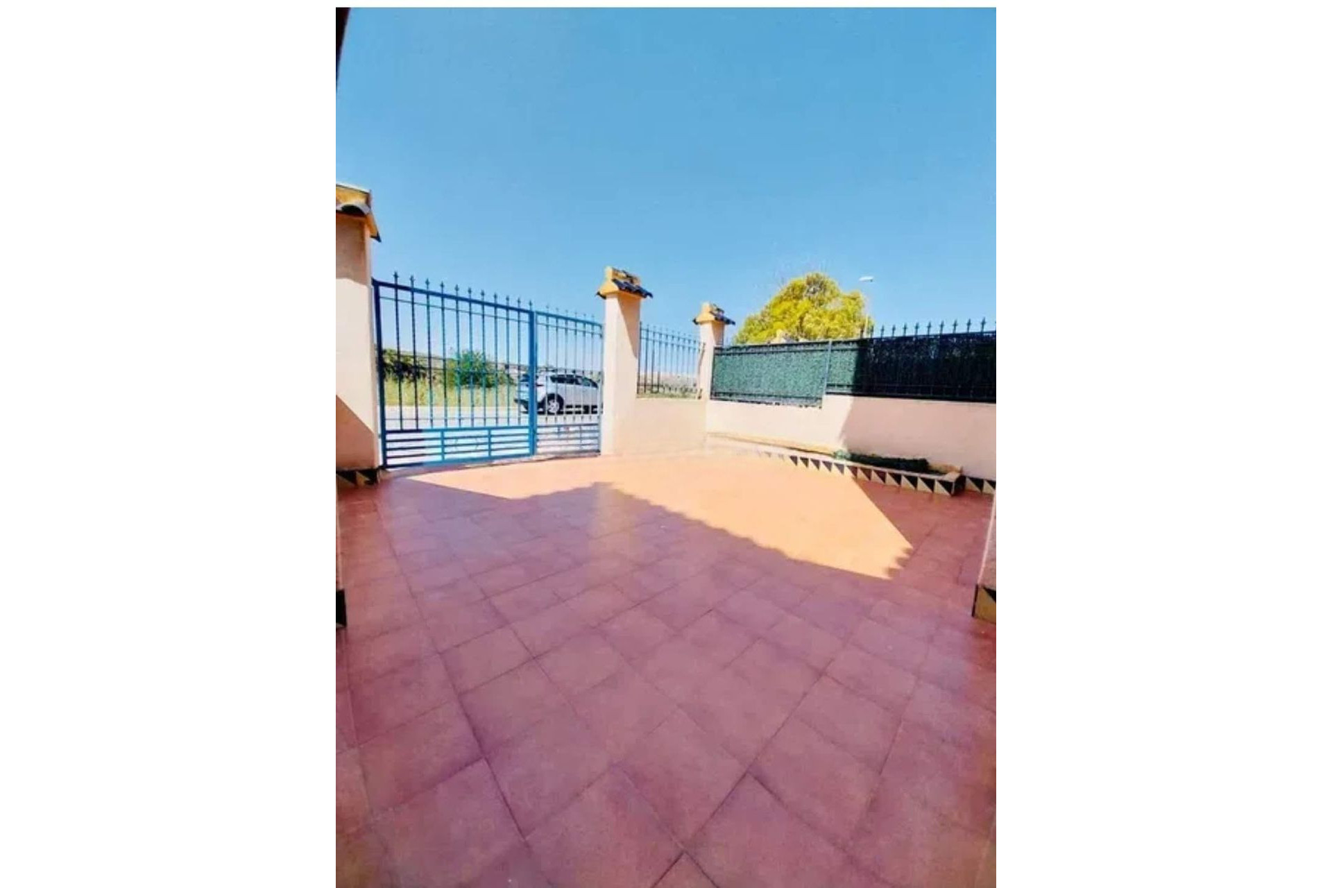 Resale - Bungalow - Groundfloor - Guardamar del Segura - El Eden