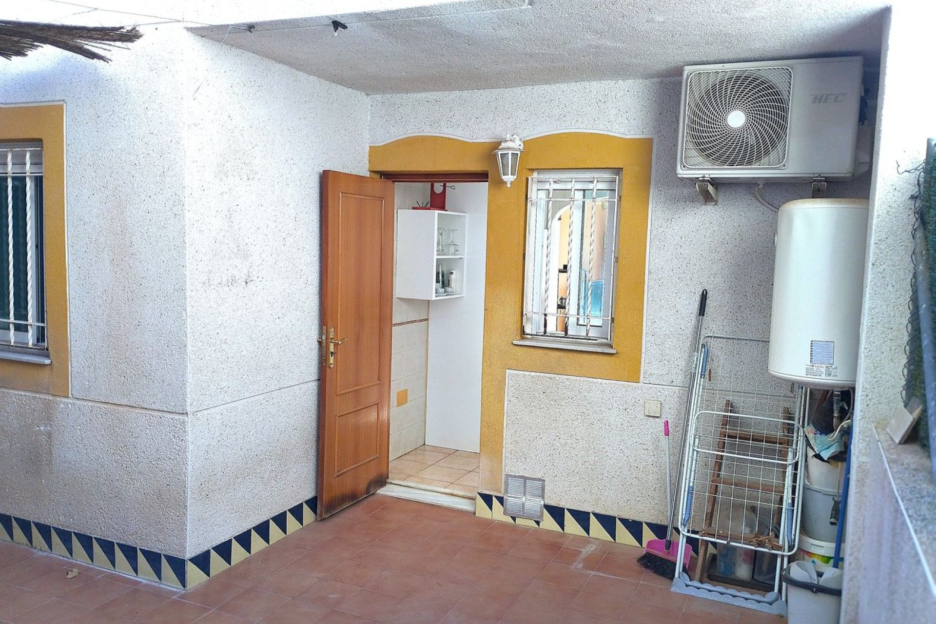 Resale - Bungalow - Groundfloor - Guardamar del Segura - El Eden