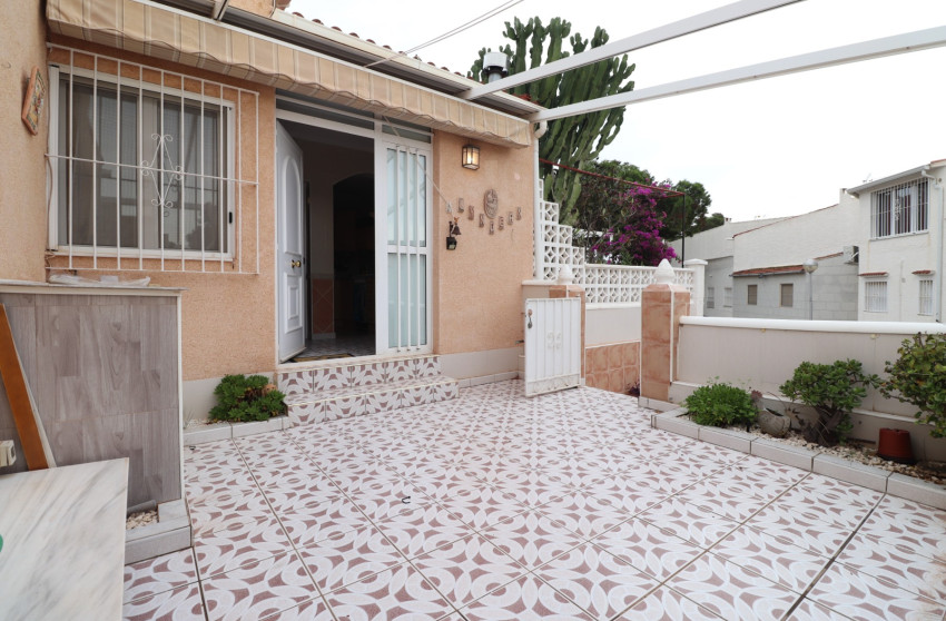 Resale - Bungalow - Groundfloor - Guardamar del Segura - El Moncayo