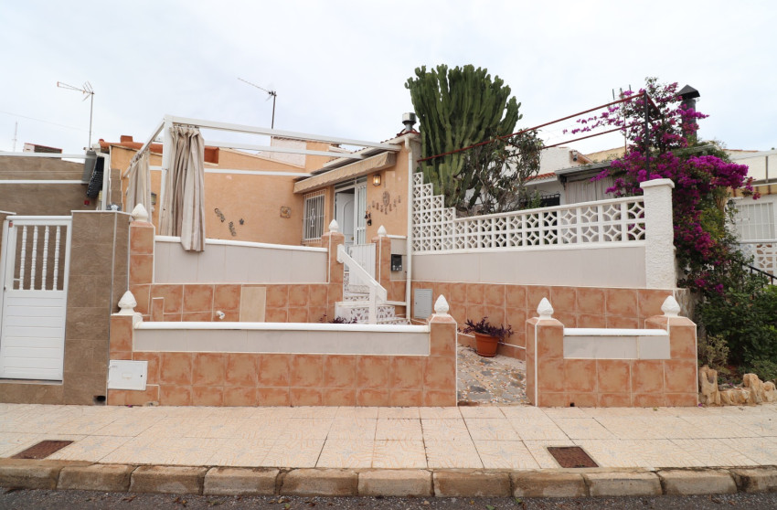 Resale - Bungalow - Groundfloor - Guardamar del Segura - El Moncayo