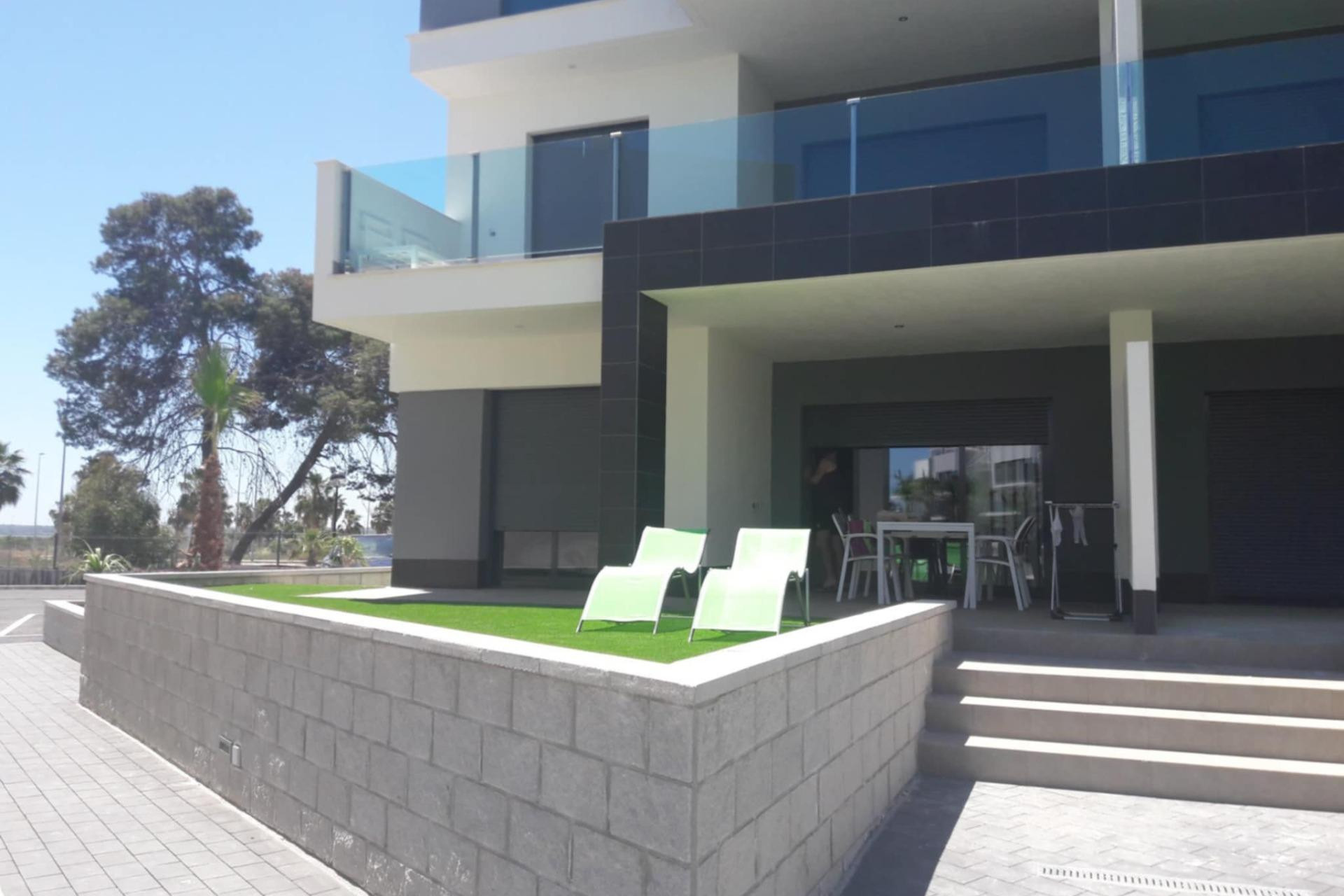 Resale - Bungalow - Groundfloor - Guardamar del Segura - EL RASO