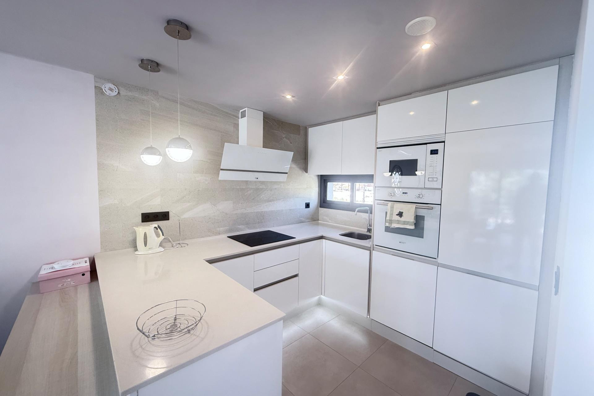 Resale - Bungalow - Groundfloor - Guardamar del Segura - EL RASO