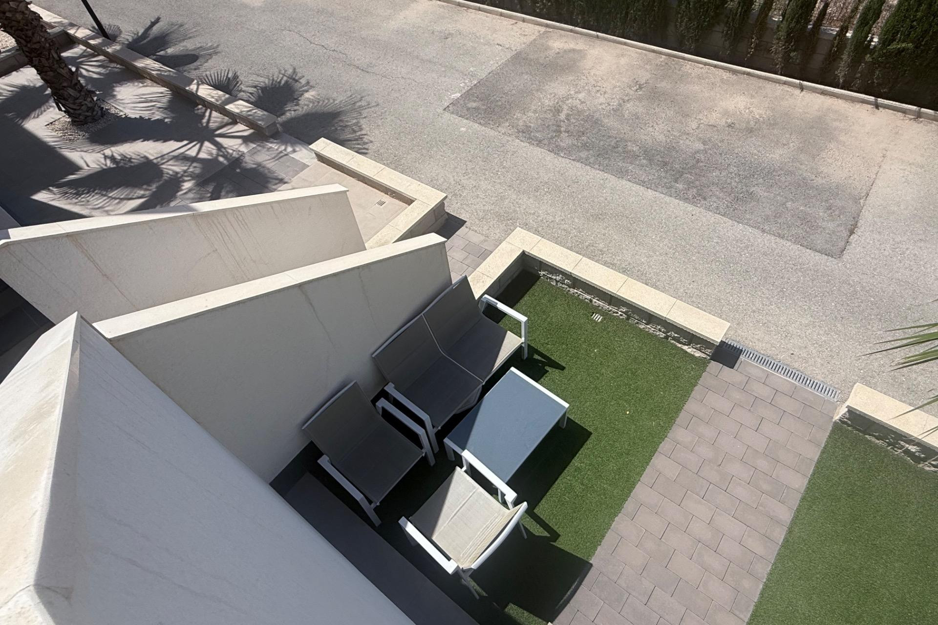 Resale - Bungalow - Groundfloor - Guardamar del Segura - EL RASO