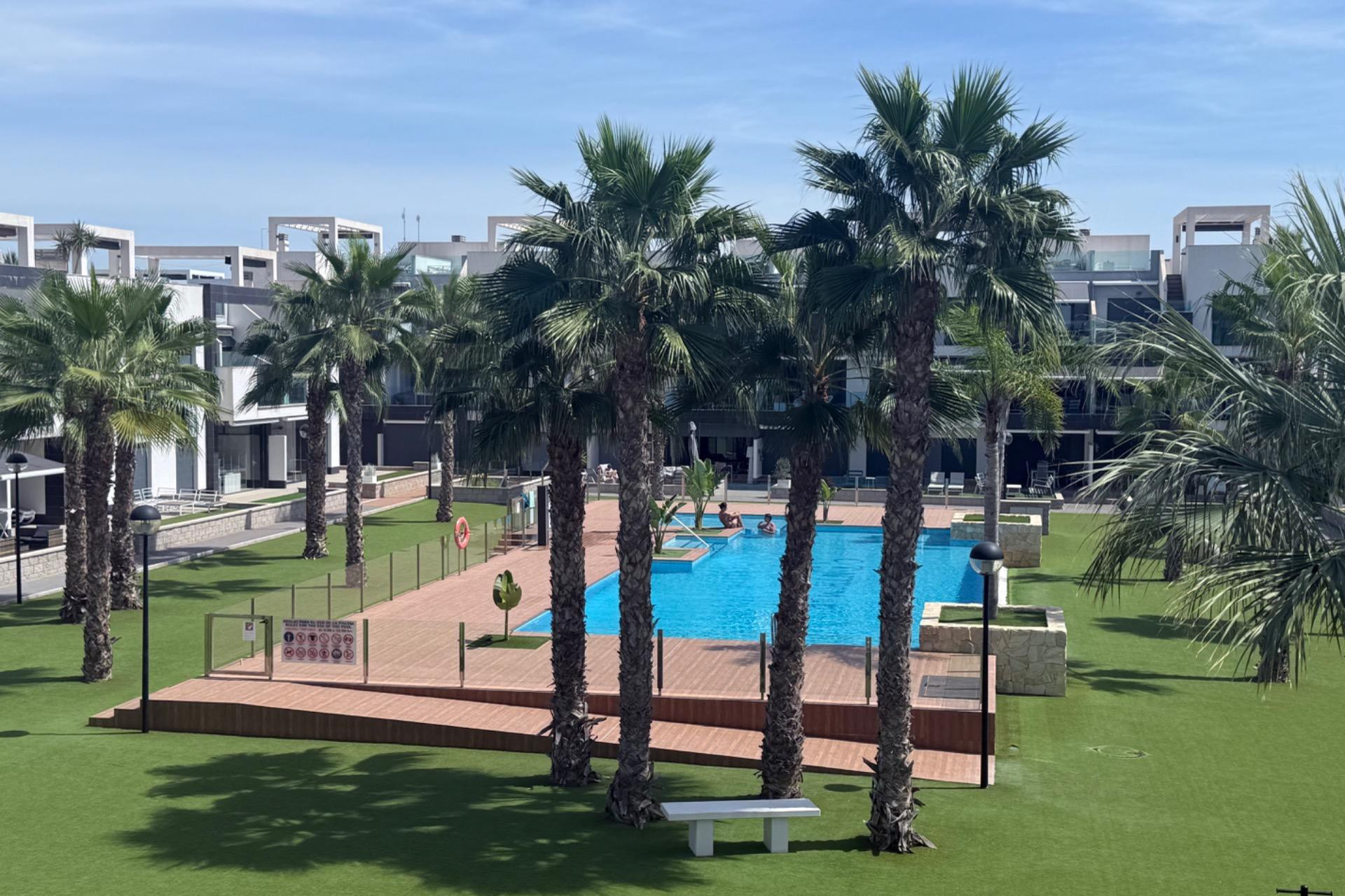Resale - Bungalow - Groundfloor - Guardamar del Segura - EL RASO