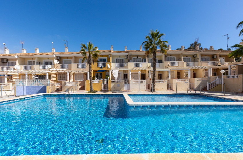 Resale - Bungalow - Groundfloor - Guardamar del Segura - Urbanizaciones