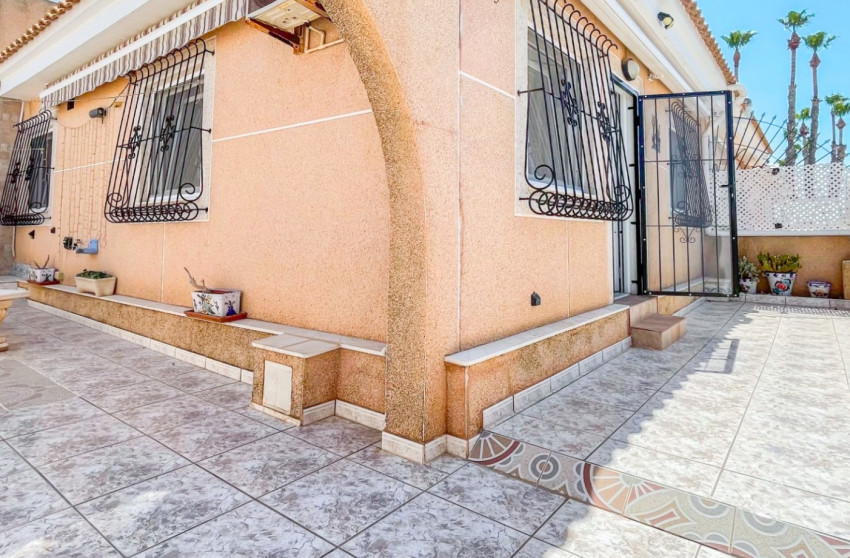 Resale - Bungalow - Groundfloor - Los Alcázares - Los Narejos